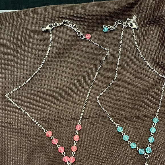 SALE!!! FASHION NECKLACE BUNDLE 🤩🤩🔥🔥 - Picture 5 of 5